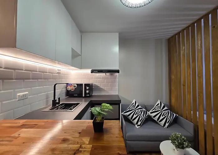 Citispace 1br Ridgewood Towers Near Bgc Airport #rw17b * Manila